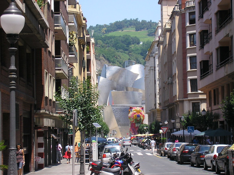 few-ways-look-frank-gehry